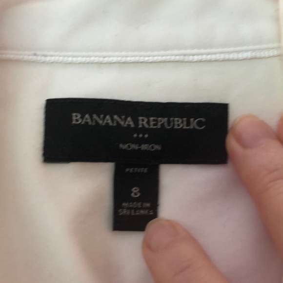 Classy white and black button down - Picture 3 of 5